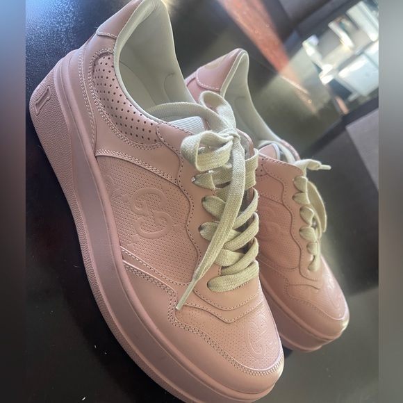 Gucci Shoes - Gucci sneakers Tennis calf 700775  1XL10 6910